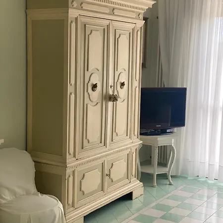 Lejlighed Dante Cielo E Pineta Milano Marittima