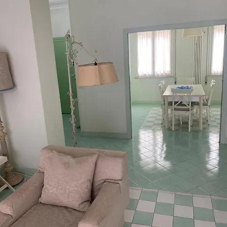 Lejlighed Dante Cielo E Pineta Milano Marittima